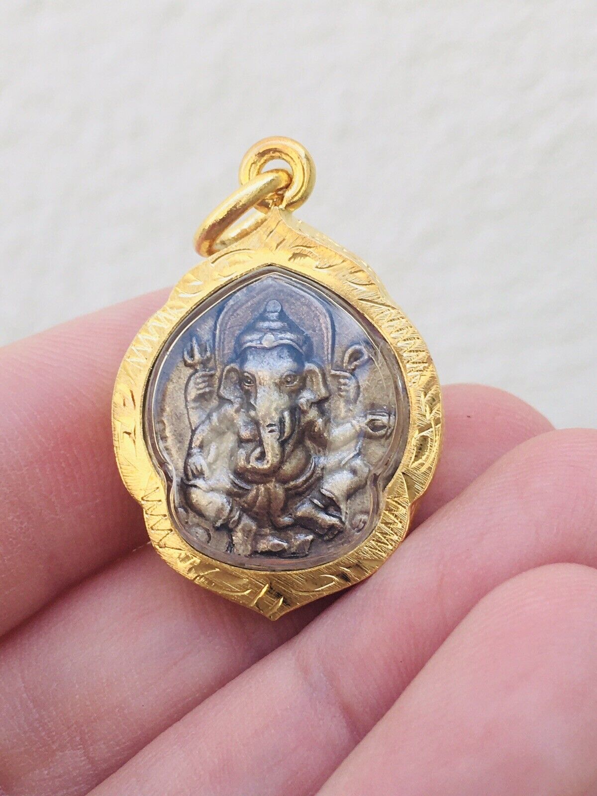 Mini Phra Pikanet Ganesh Elephant Amulet Talisman Luck Rich Charm Protection 3.2