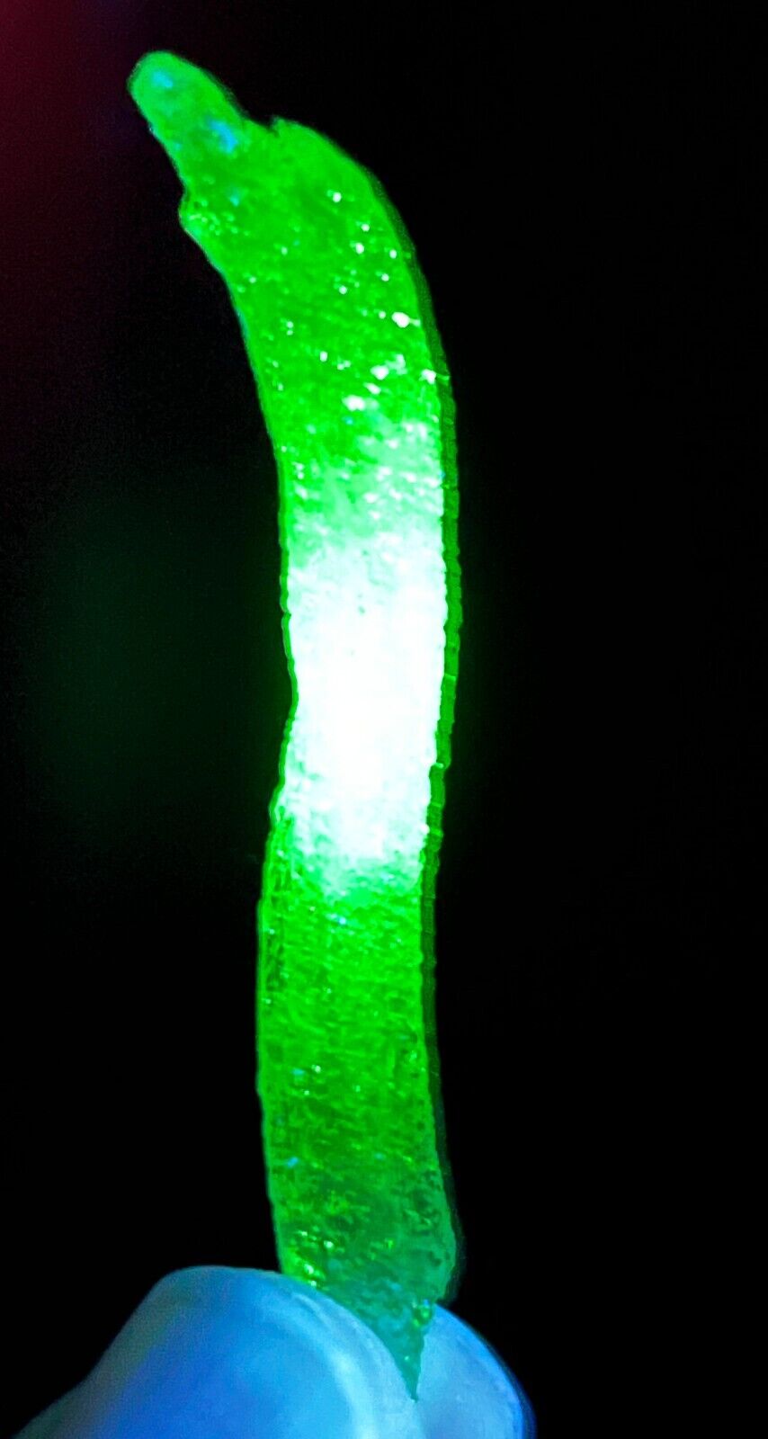 3.4g Natural Rare Green UV Light Horn Gypsum Mineral Specimen/China