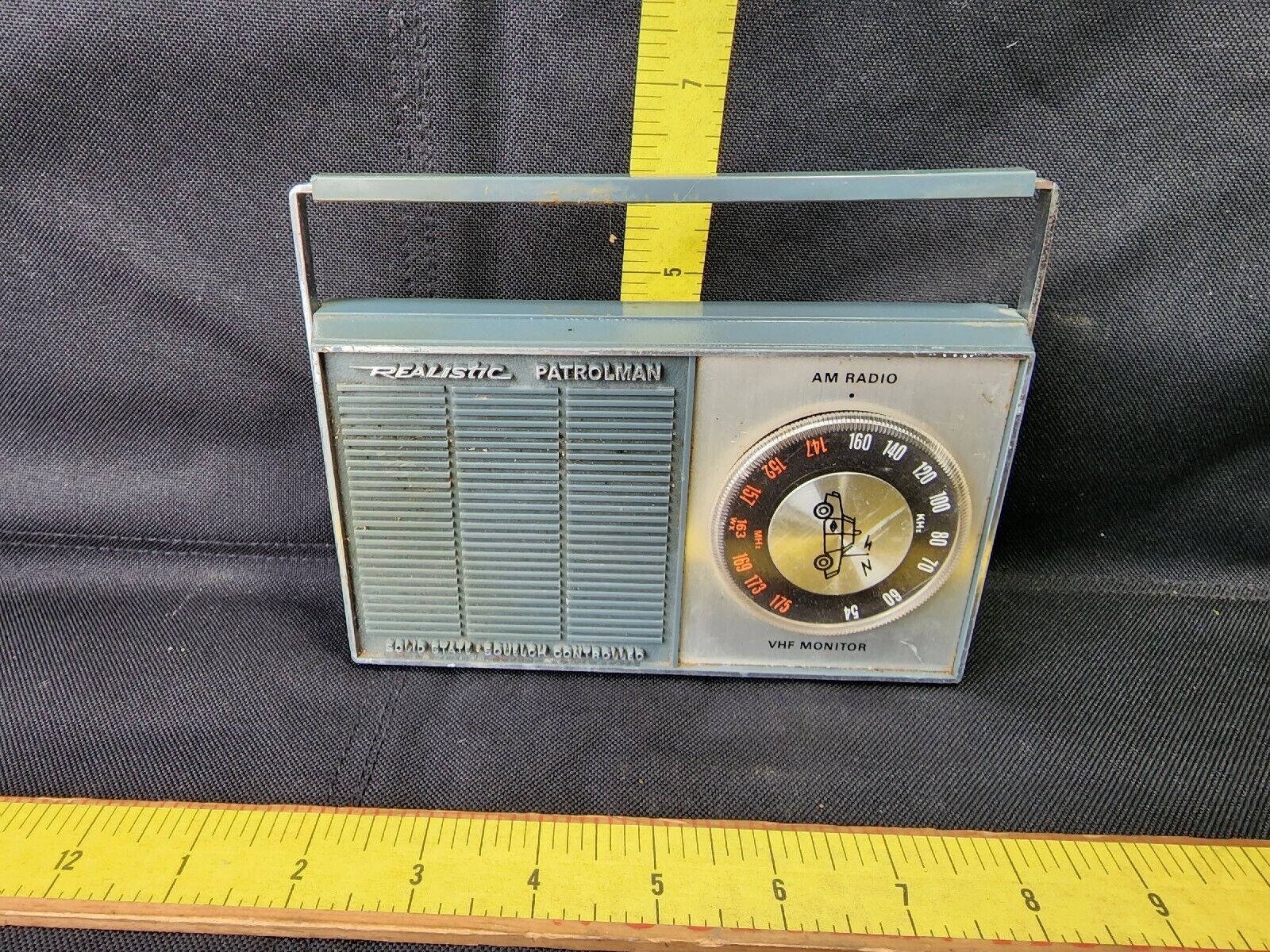 Vintage Realistic Patrolman AM/VHF Radio Monitor Parts/Repair Only Complete