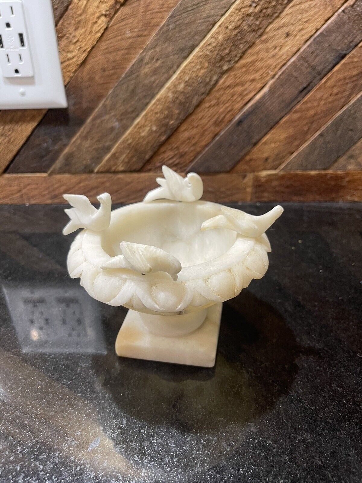 Vintage Hand Carved Alabaster Marble Pedestal Bird Bath With 4 Doves