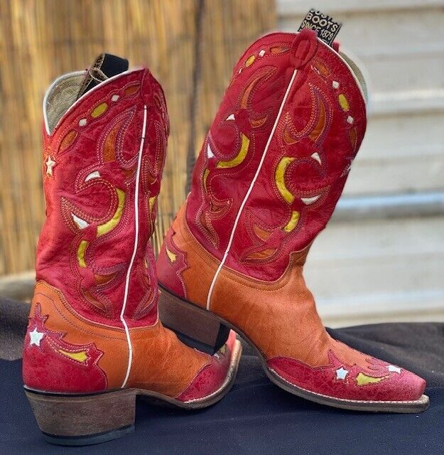 Bright Orange & Red leather Justin Cowboy boots.  Wall flowers need not apply 8