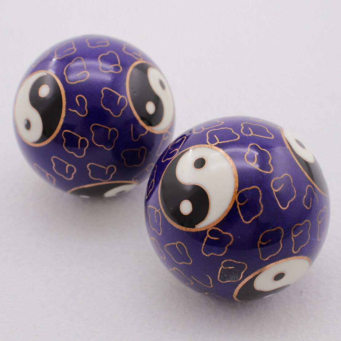 2pcs 50mm Healthy Exercise Relaxation Therapy Yin Yang Chinese Baoding Balls