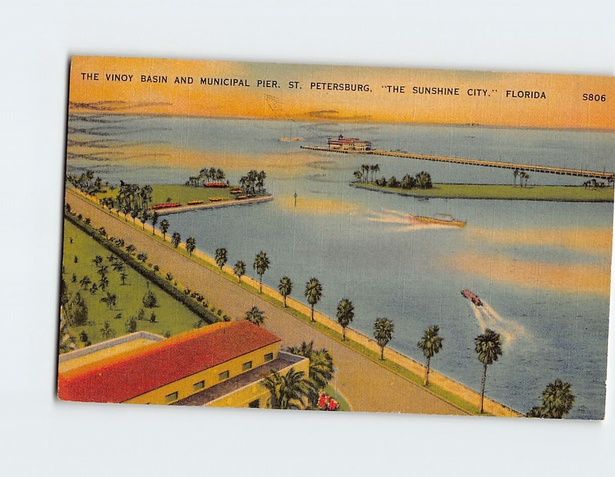 Postcard The Vinoy Basin and Municipal Pier St. Petersburg Florida USA