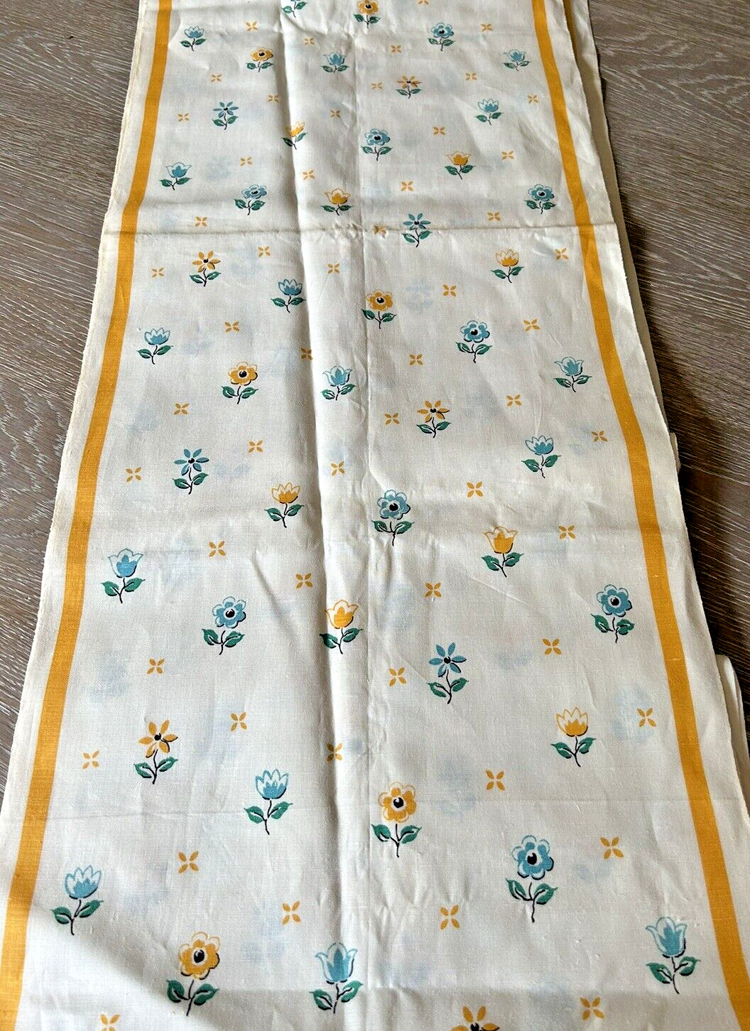 Vintage Floral Linen Toweling Fabric 10 Yards Uncut Yellow Gold Blue White