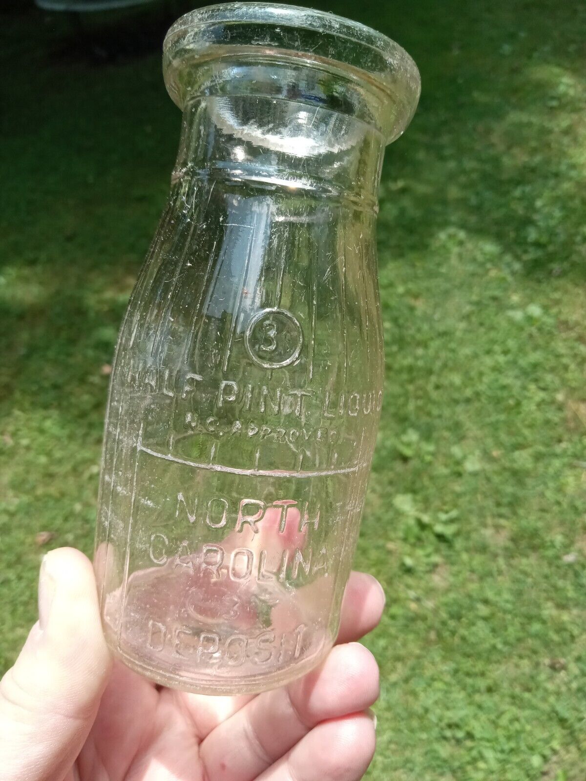 Mt. Airy NC North Carolina 3 Cent Embossed Half Pint Glass Milk Bottle Duraglas
