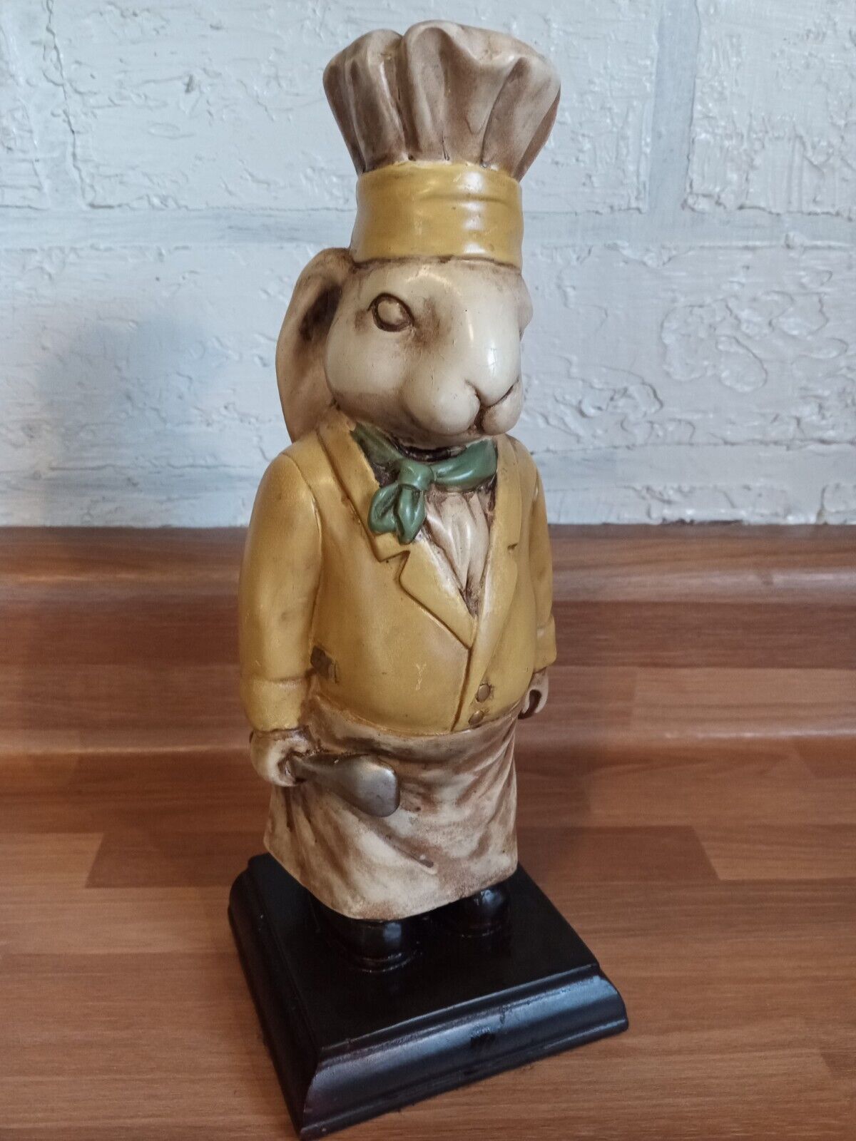 Long-Earred Bunny Rabbit in Chef Hat w/ Apron Cook Kitchen Decor Figurine 9