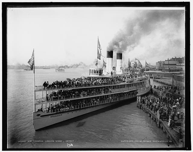 Steam Ship SS Tashmoo leaving wharf, Detroit c1900 OLD PHOTO