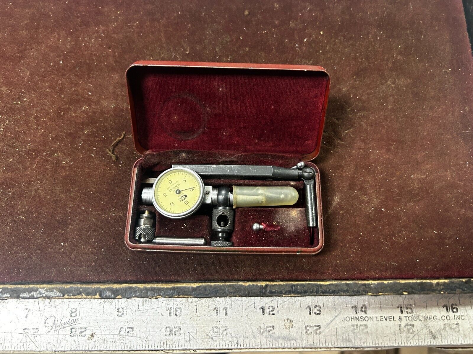 MACHINIST ShK TOOLS LATHE MILL Alina Dial Indicator Gage in Case .0005