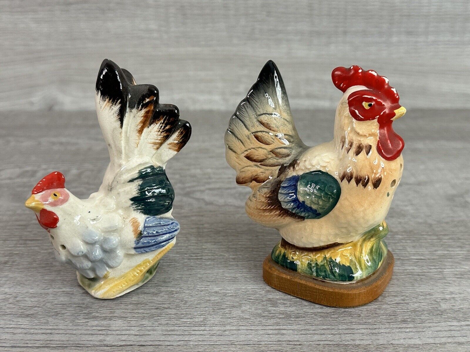 Lot of 2 Non-matching Vintage Ceramic Chicken S & P Shaker Multicolor