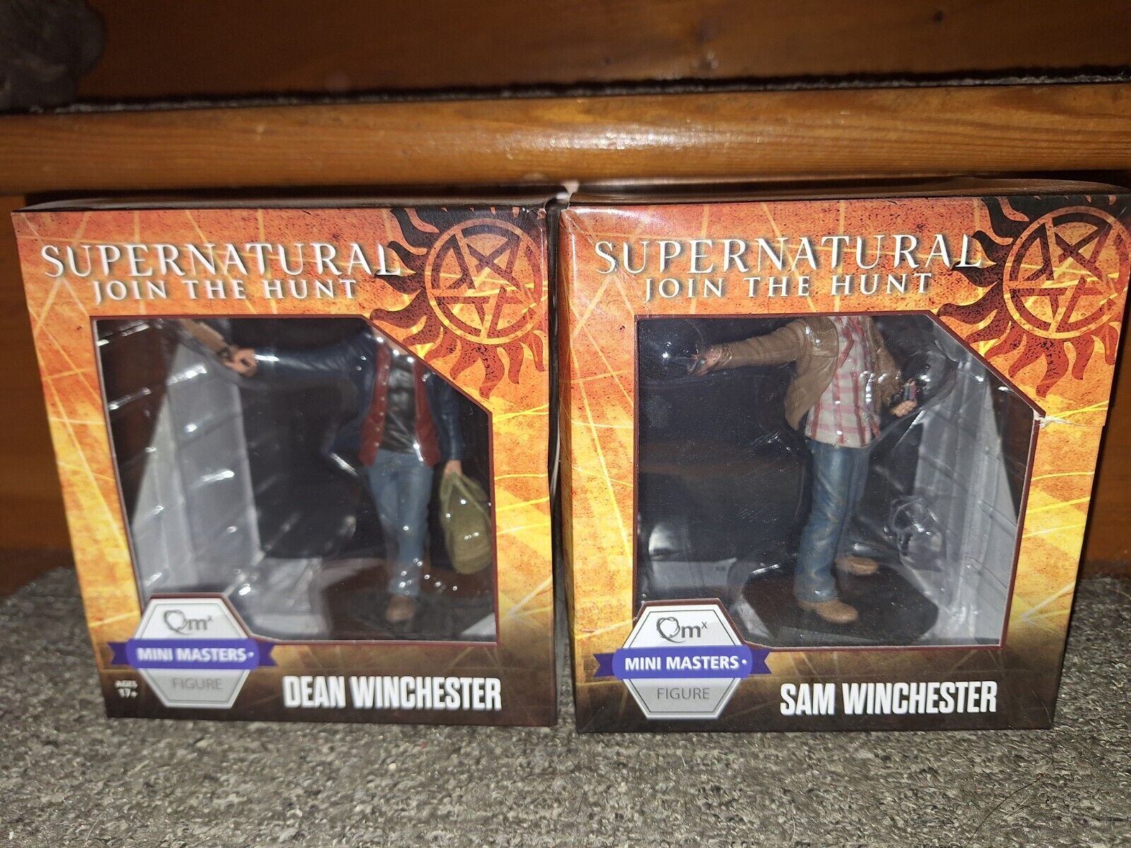 Quantum Mechanix Mini Masters Supernatural Sam & Dean Winchester Figures NIB