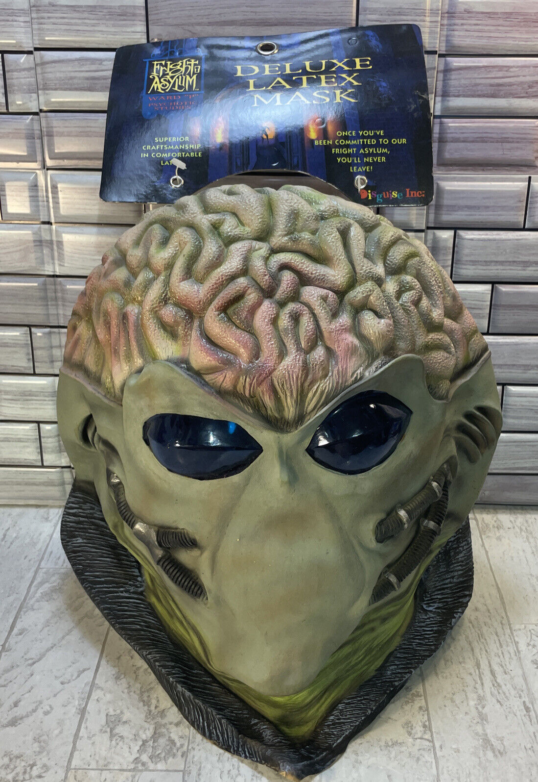 Vintage 1997/98 NOS ALIEN CAPTAIN Brain Halloween Latex Mask FRIGHT ASYLUM RARE