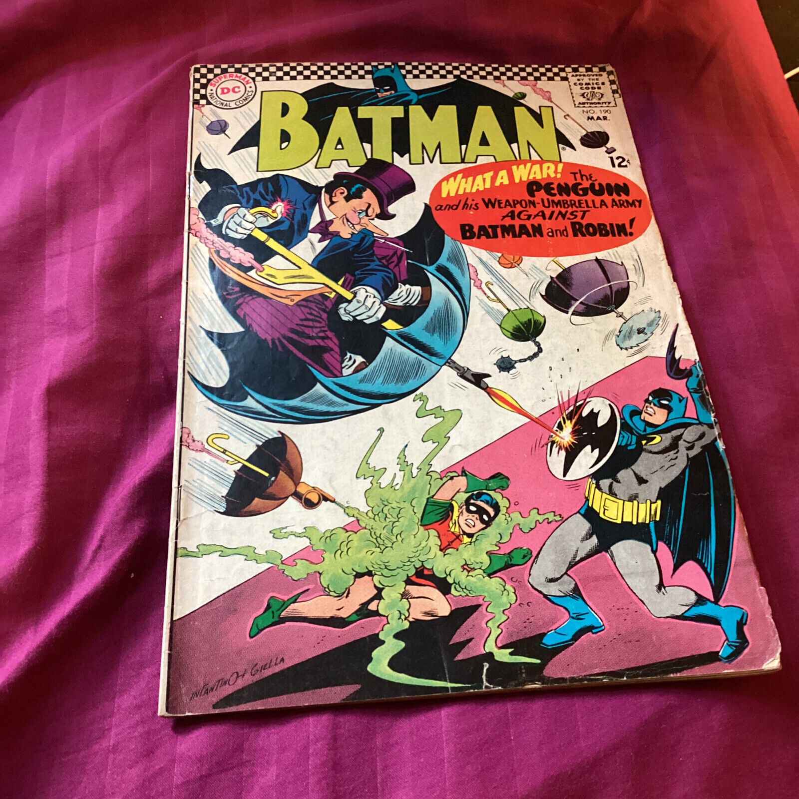Batman #190 Penguin Appearance DC Comics 1967 detached centerfold