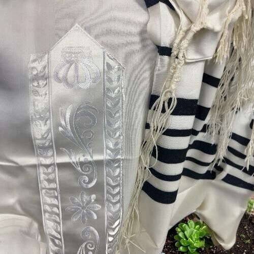 XL Talitnia Wool Tallit Prayer Shawl Black & White Kosher Israel Jewish Model 70