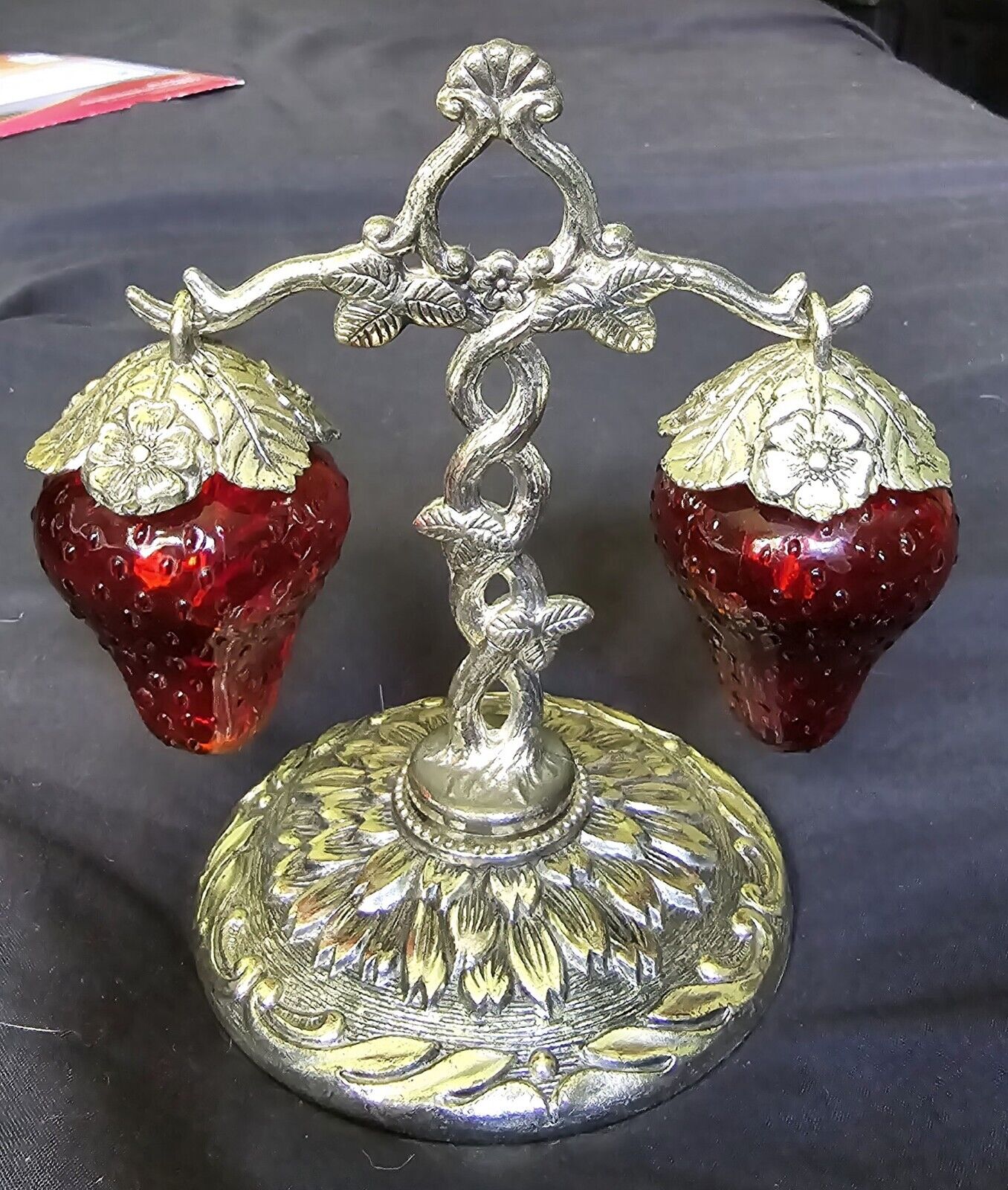 Vintage 1960’s Red Glass Hanging Strawberry Salt & Pepper Shakers Marked Japan