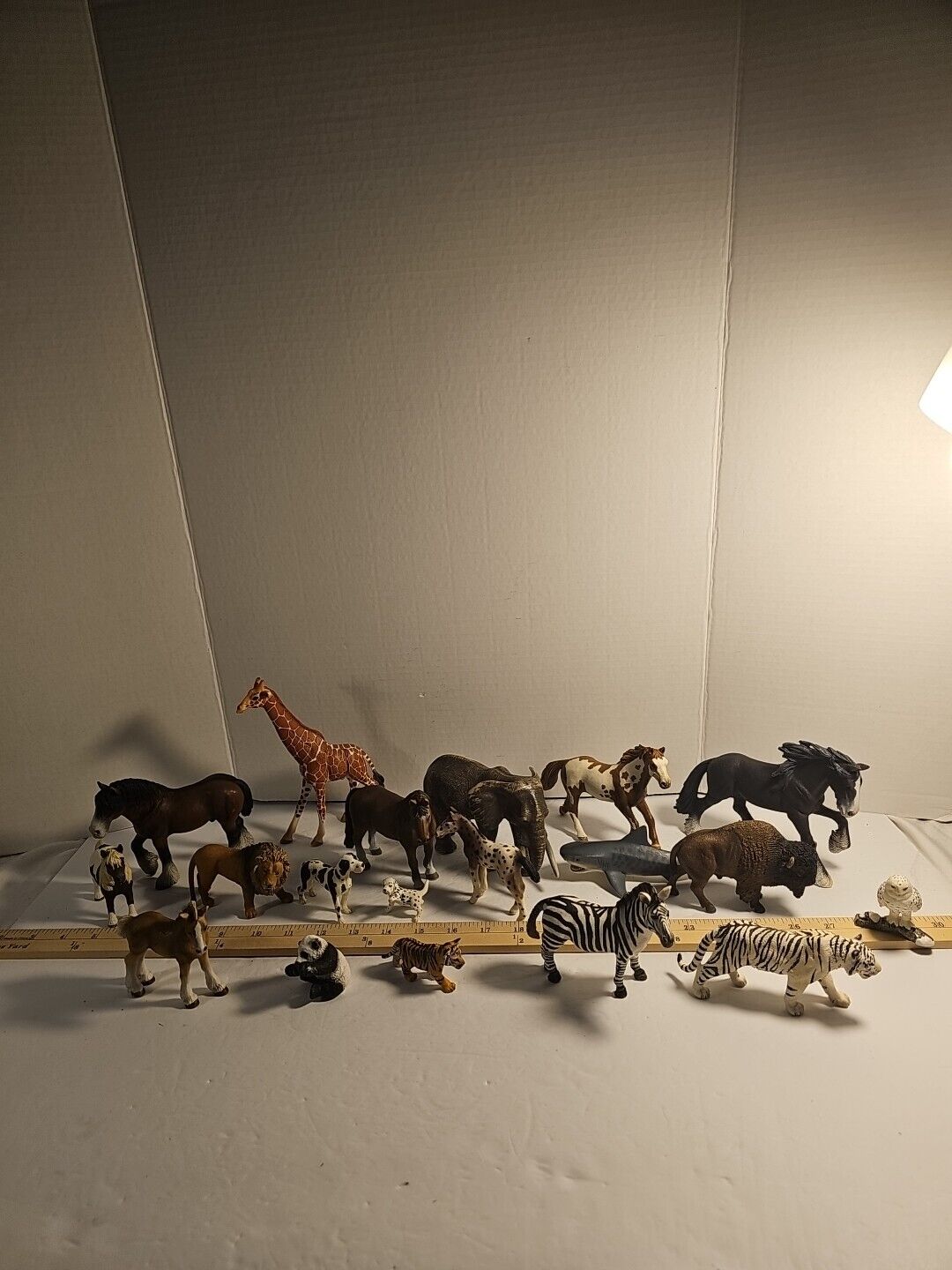 Schleich Animal Figures Lot Of 19