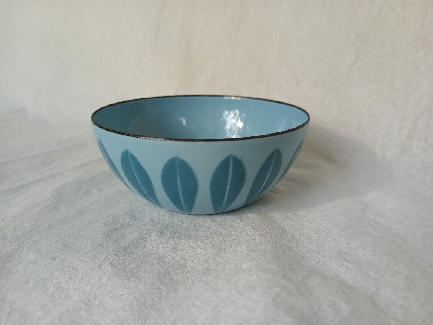 Vintage 4” Blue on Blue Cathrine Holm Lotus Bowl