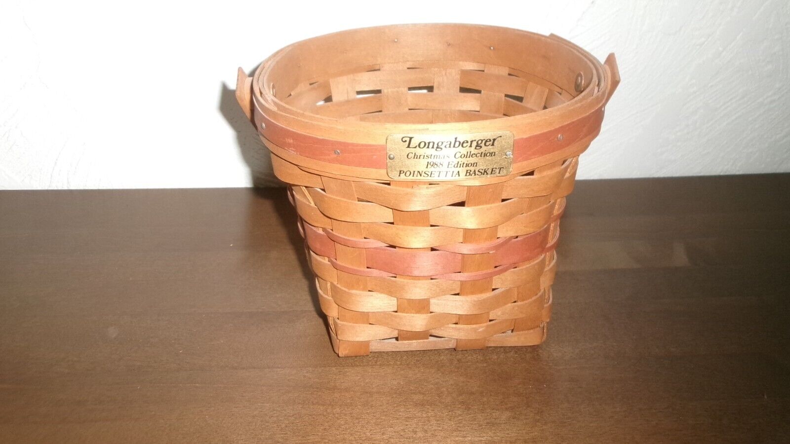 Longaberger Poinsettia 1988 Red Trim  Christmas Edition Basket