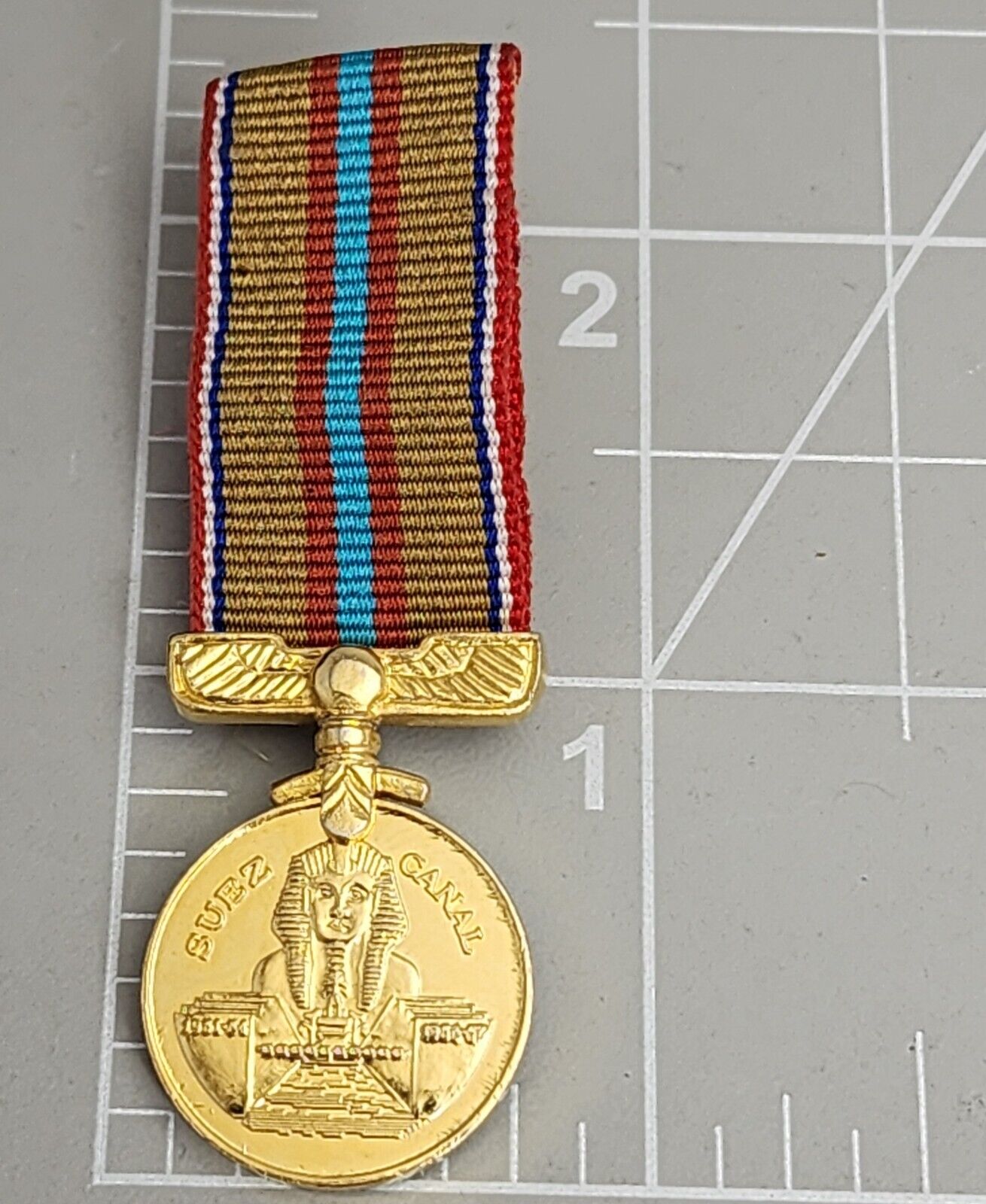 British Suez Canal Medal To Mark Service In The Canal Zone 1945 - 1957 Miniature