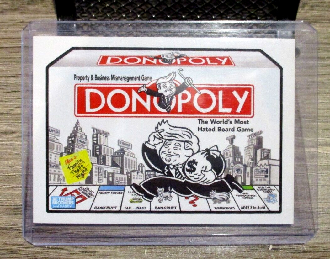 2017 TOPPS GPK TRUMPOCRACY DONOPOLY NO.103 WACKY PACKAGES WITH TOP LOADER