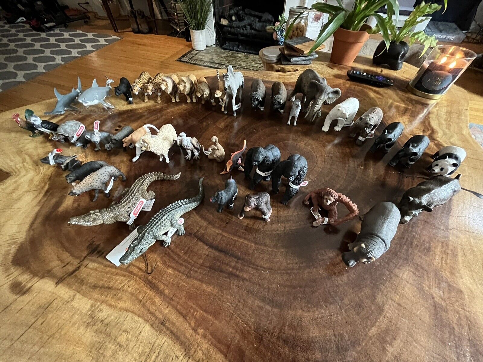 (42) Schleich Animal Lot All BRAND NEW With Tags. See description For Full List