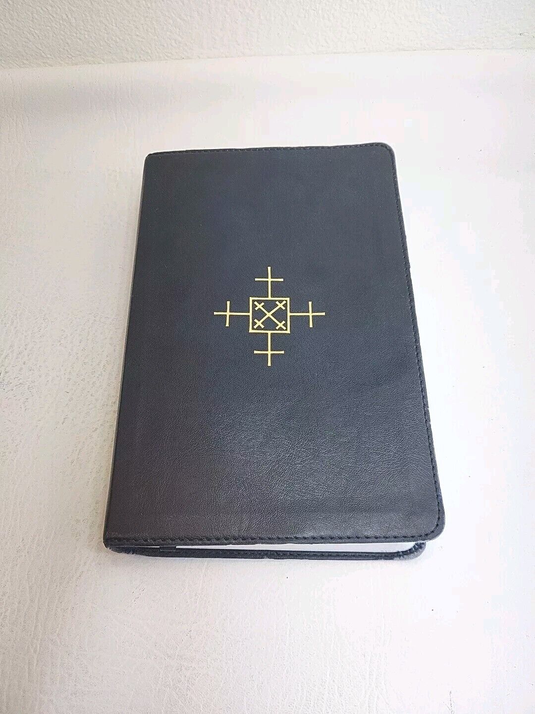 Student Study Bible LEATHER PUBLISHED BY CROSSWAY Trutone