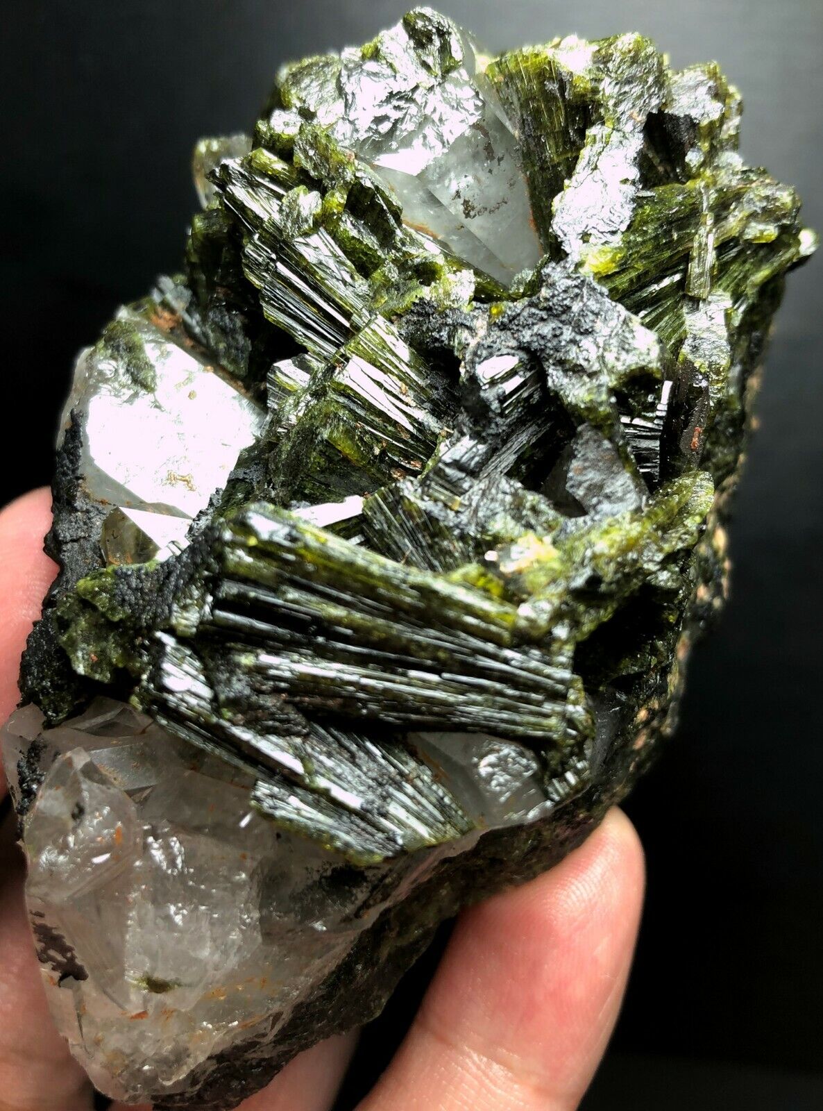 418g  Epidote Crystal Raw Rough Gems-Stone of Awareness&Cognitive Ability Y163