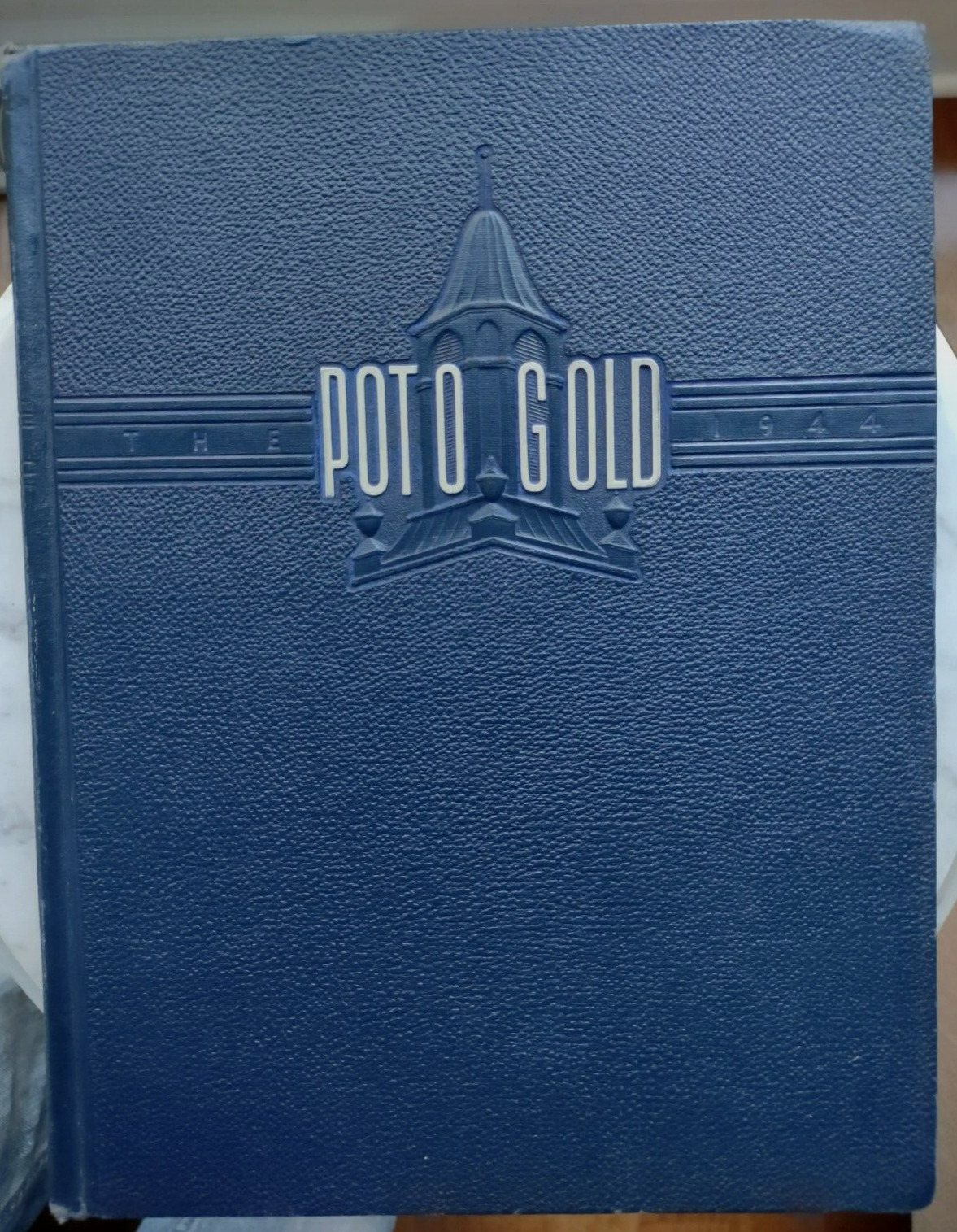 1944 De Vilbiss High School Toledo OH Yearbook - Pot O' Gold