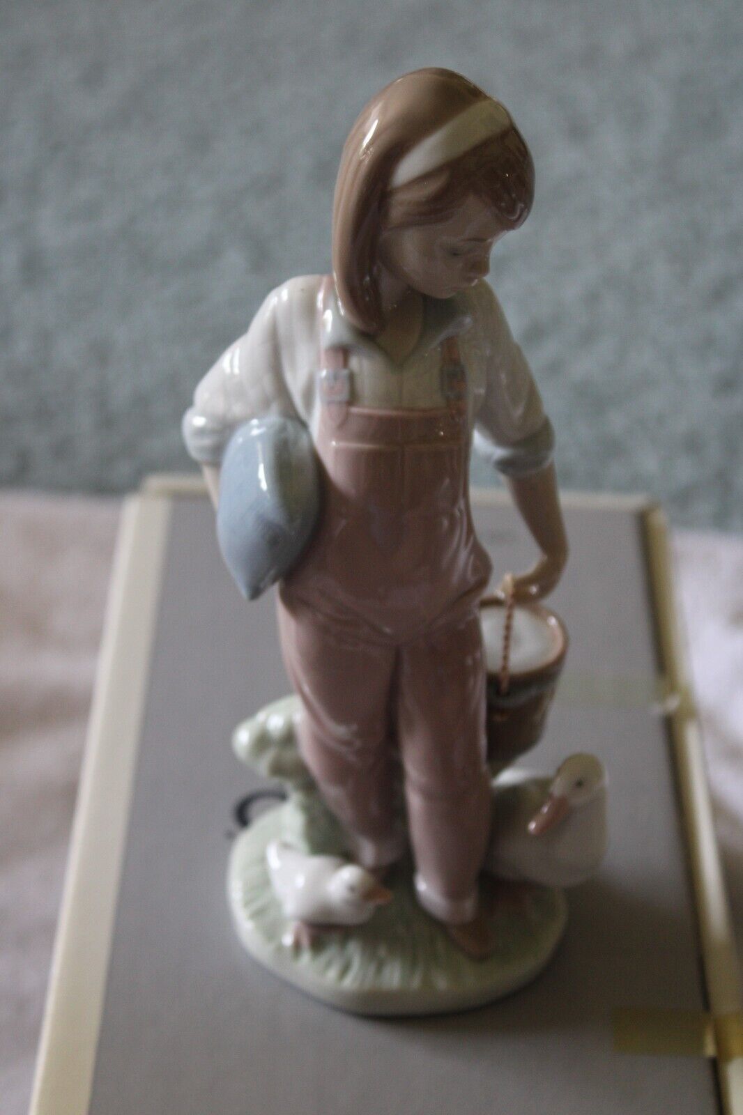 Lladro Spanish Porcelain Figurine #6022 SATURDAY'S CHILD Juan Huerta Girl Ducks