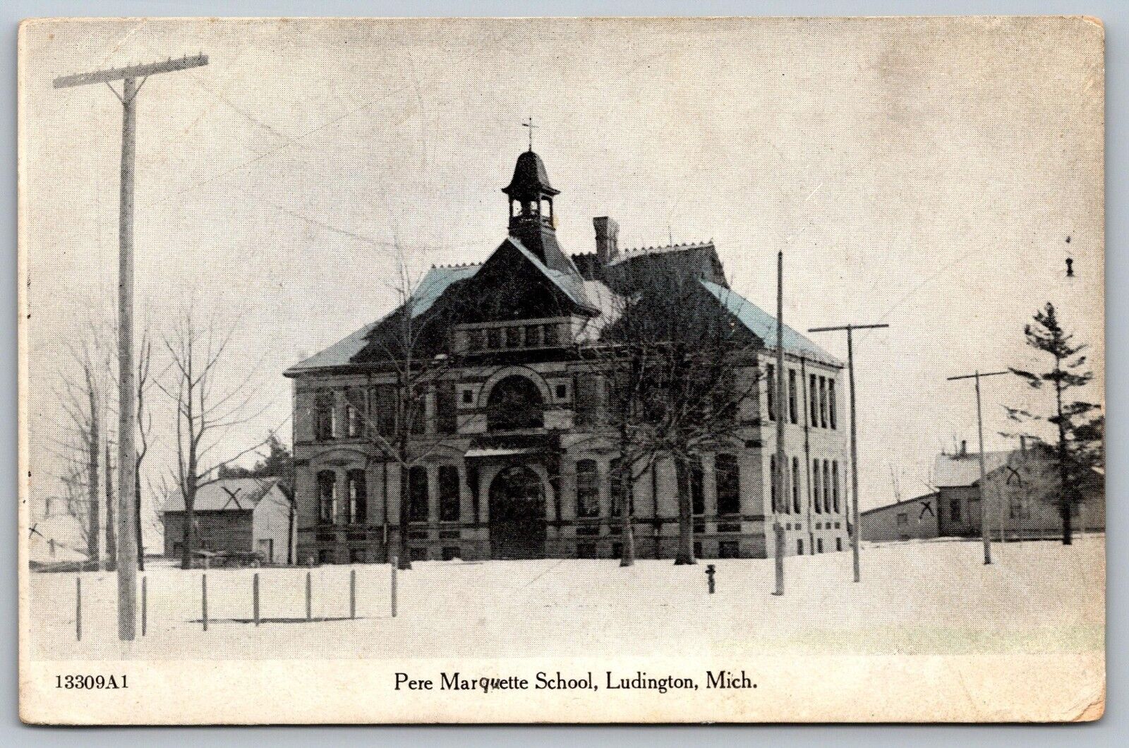 1910s Pere Marquette School Ludington Michigan With Snow Antique Postcard J10
