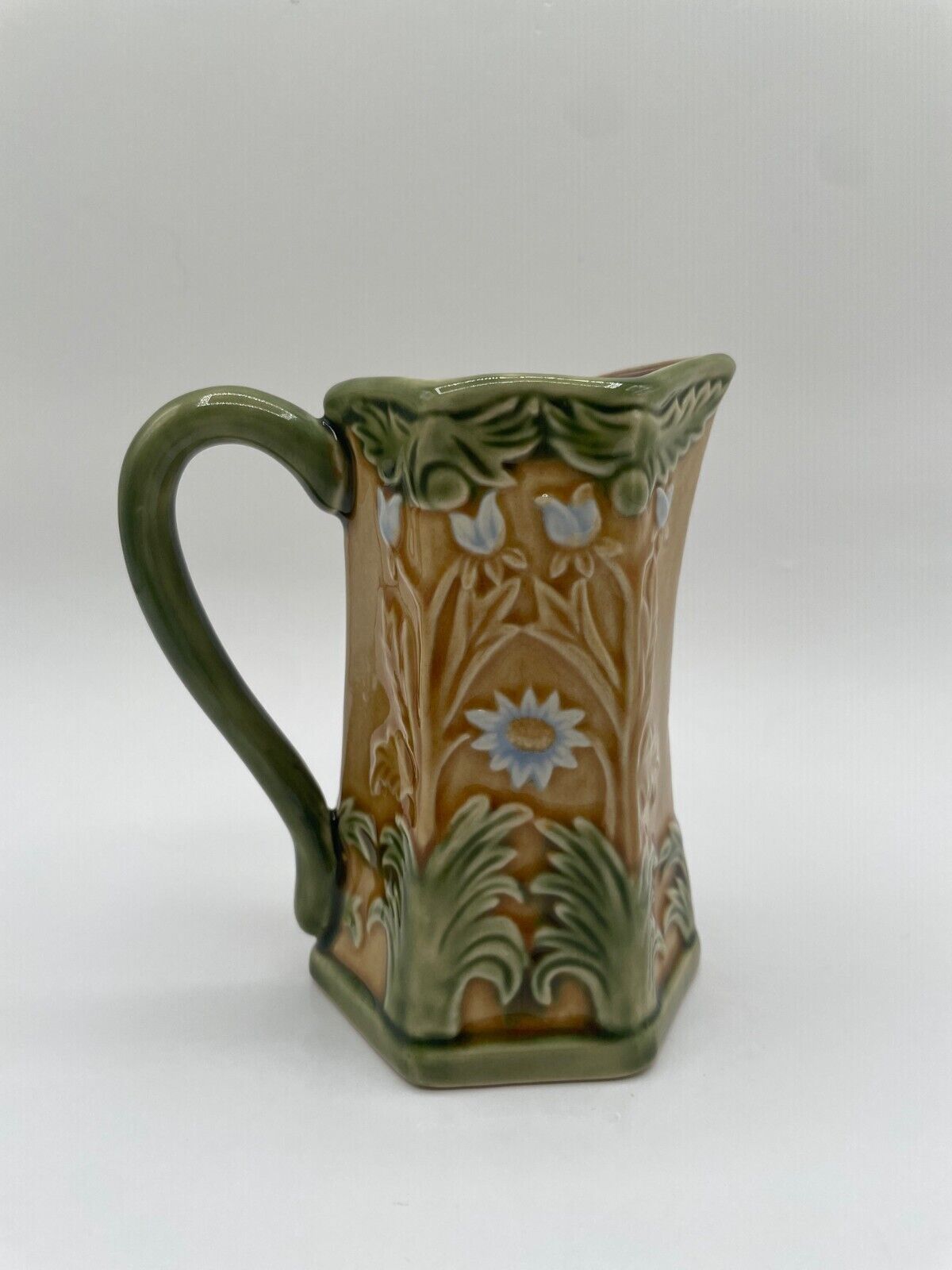 Andrea By Sadek Co Jay Willfred Majolica Style Pitcher/Creamer