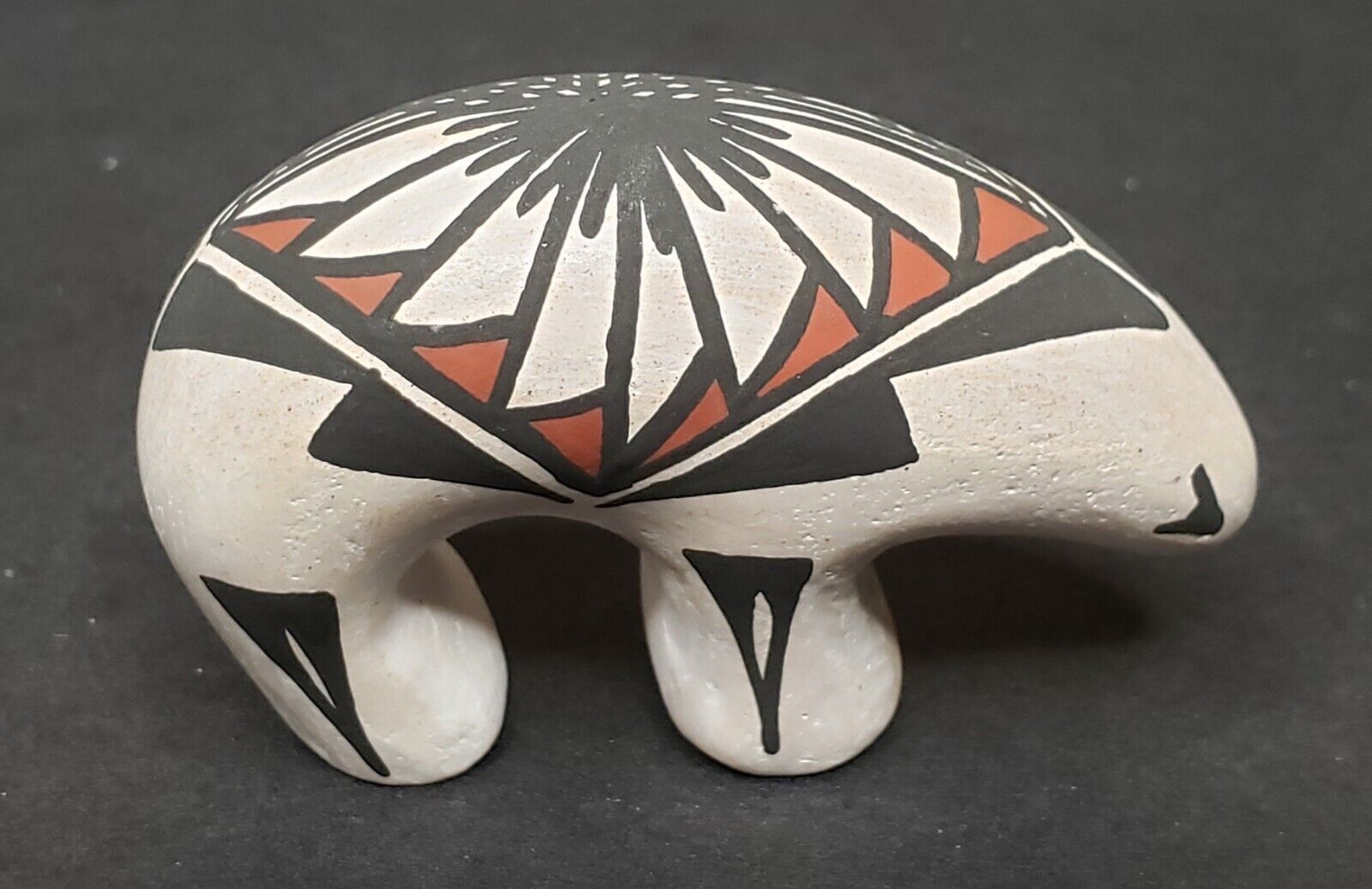 Vintage Acoma Pueblo Pottery Bear Figure Signed freida valid 96\' Tan Black Brown