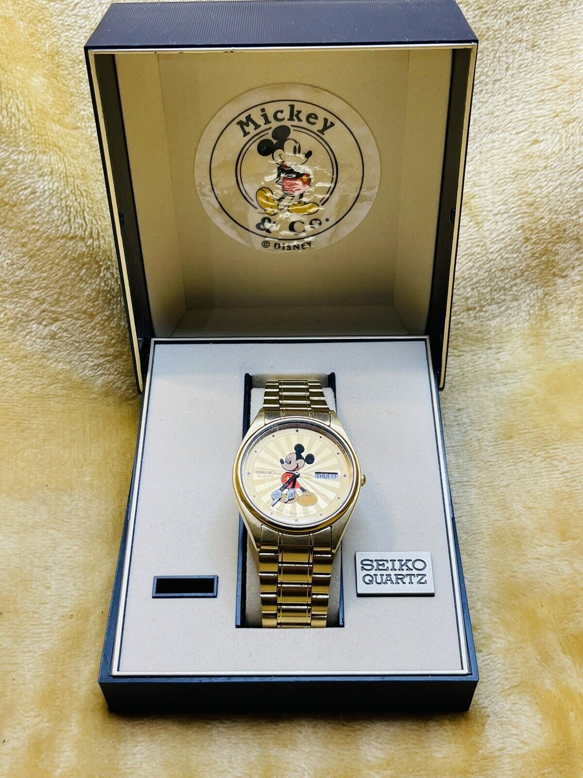 Vintage SEIKO Mickey Mouse Watch Sunburst Rare DAY DATE 5Y23 Gold Tone With Box