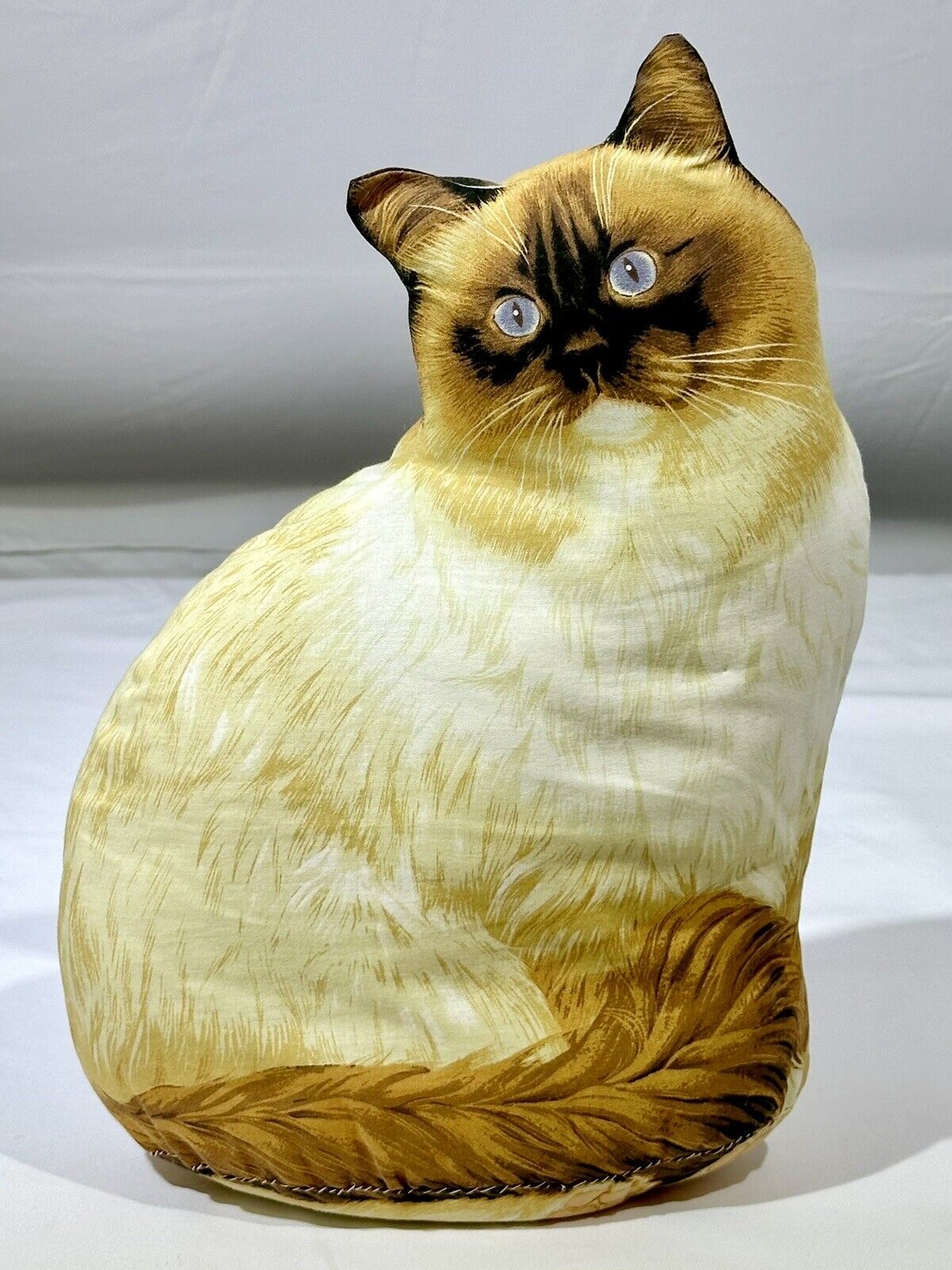 2007 Patty Reed Designs “Fluffy” Cat Feline Plush Pillow 14\