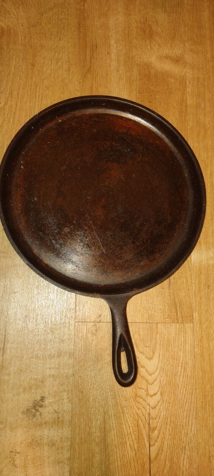 Vintage Lodge No. 9 Cast Iron Griddle-Made In USA-c.1960’s￼