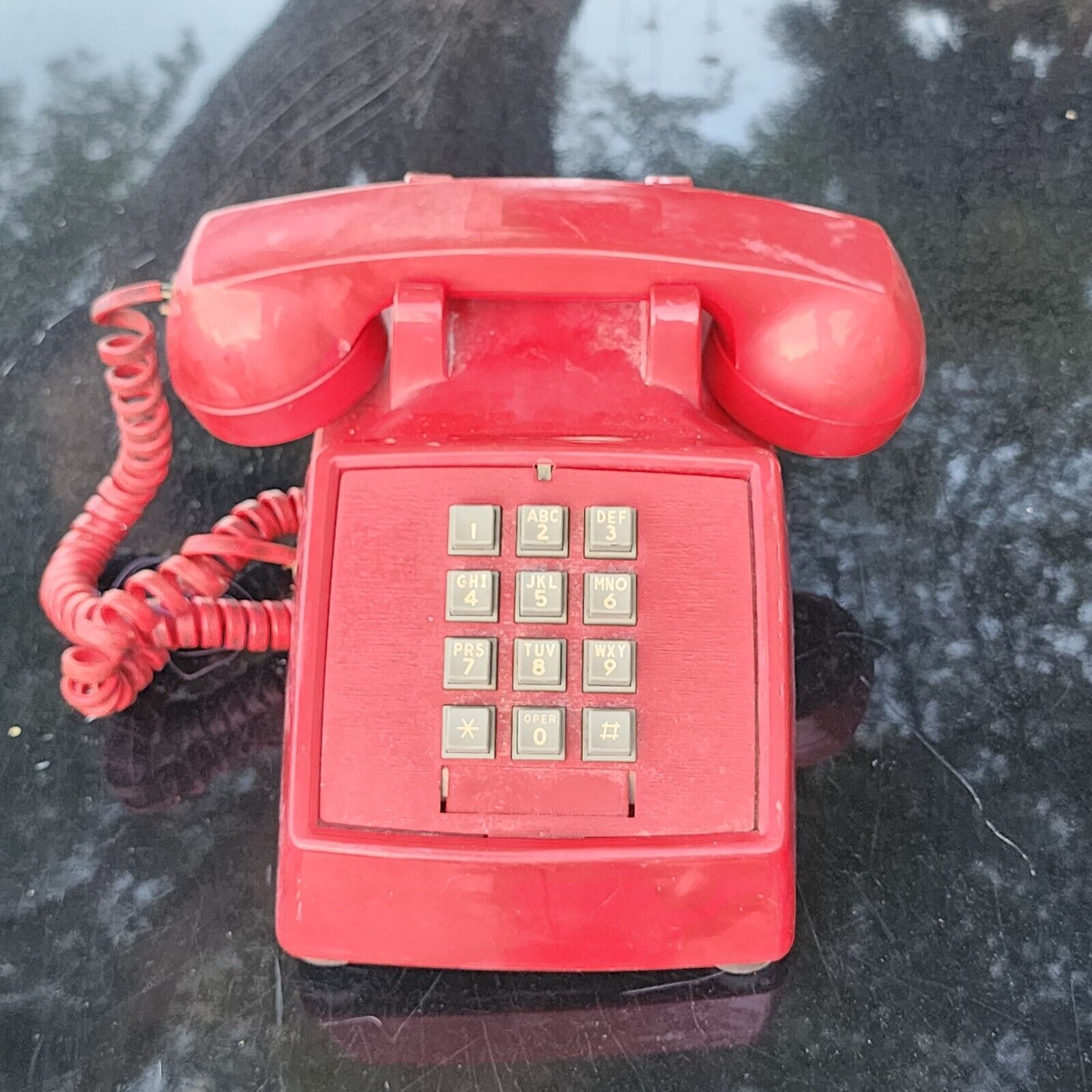 ITT Landline Vintage Desk Top Office Phone Push Button Red Cortelco Telephone 80