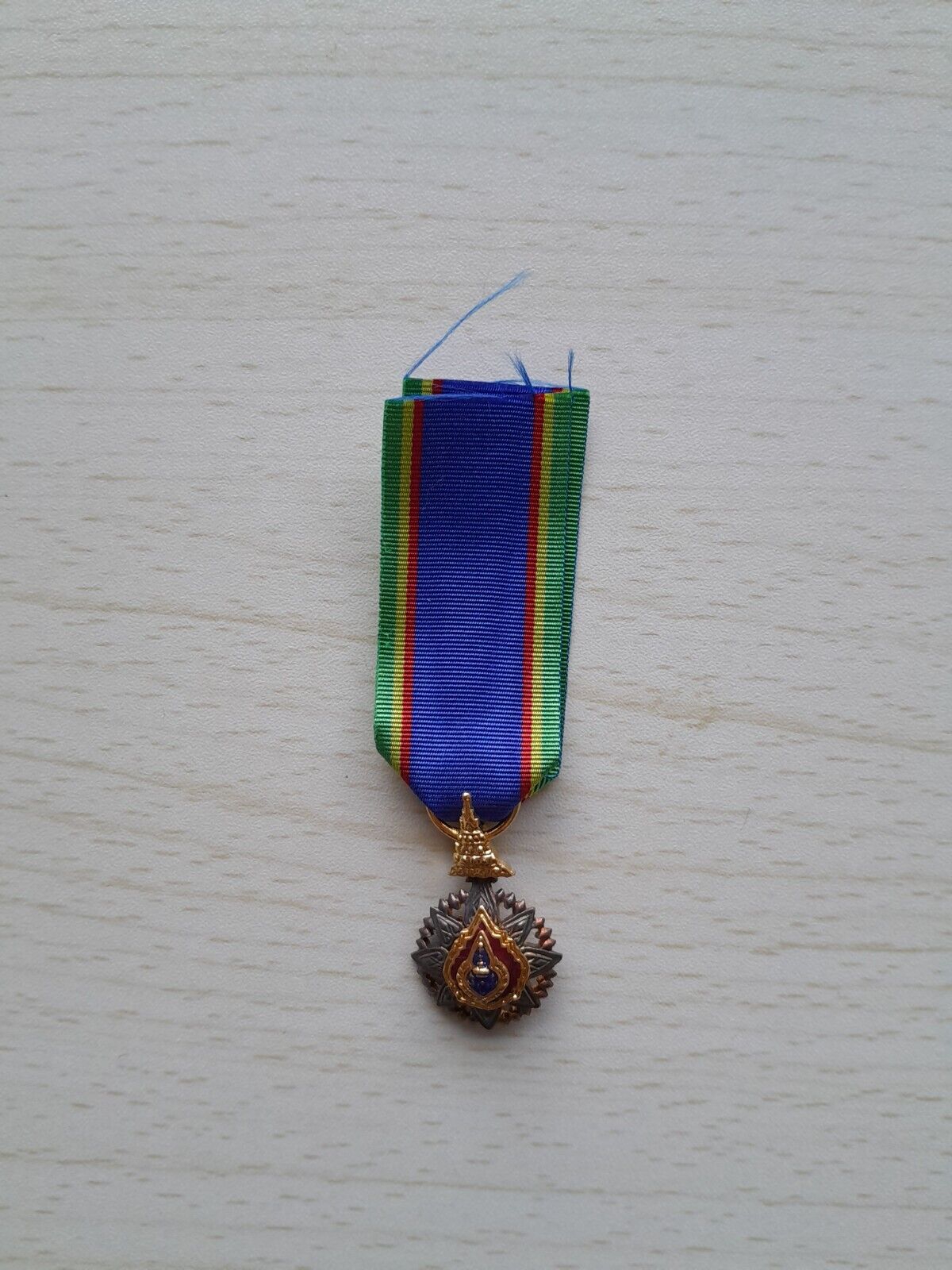 THAILAND MOST NOBLE ORDER OF THE CROWN OF THAILAND, 5TH CLASS-MINIATURE MEDAL