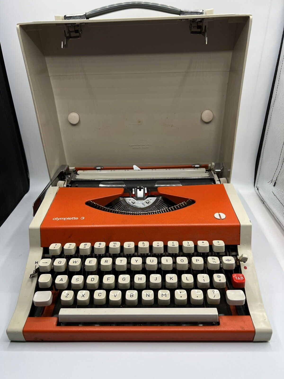 Vintage Typewriter Olympiette 3 Olympia Orange Made In Japan