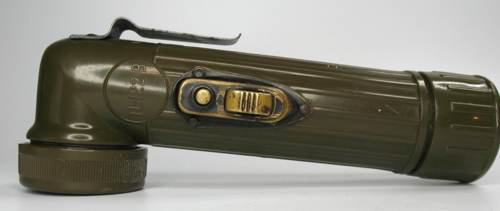 TL-122-B GITS Flashlight 1943 WW2 WWII  Military Army Made in U.S.A. Not working