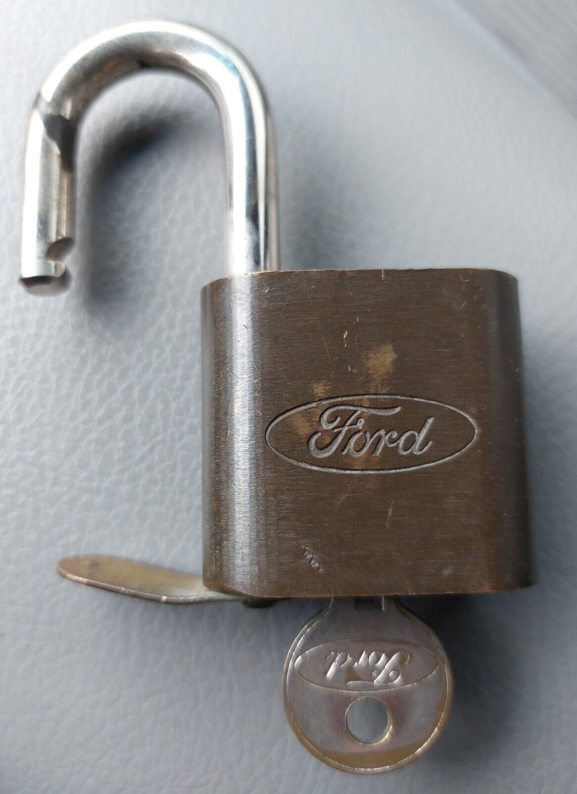 Antique Vintage Ford Oval Script Original Ford Key Bronco Spare Tire Lock