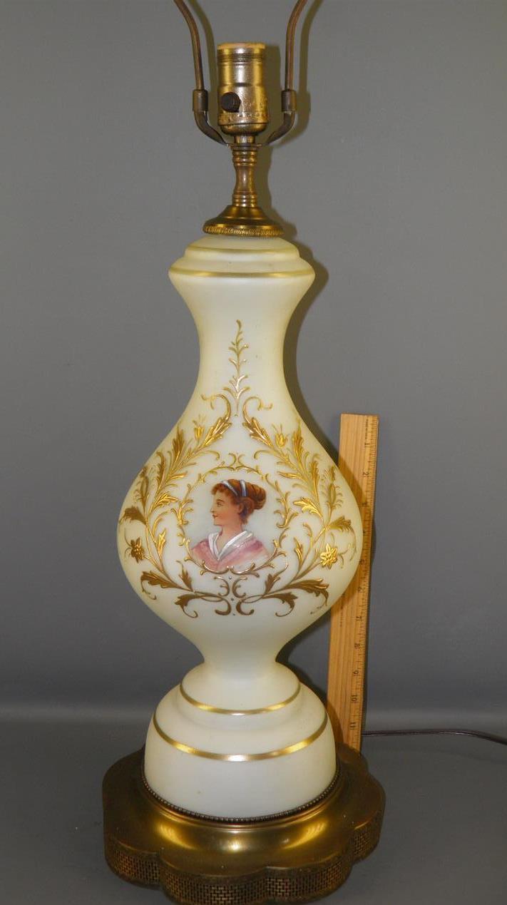 ANTIQUE BOHEMIAN FROSTED GLASS GILDED HAND PAINTED PORTRAIT GERMAN TABLE LAMP