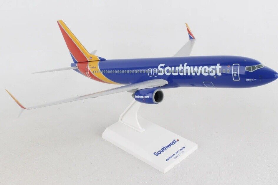 NEW Skymarks SKR813 Southwest Boeing 737-800 1/130 N8642E New Livery Heart One