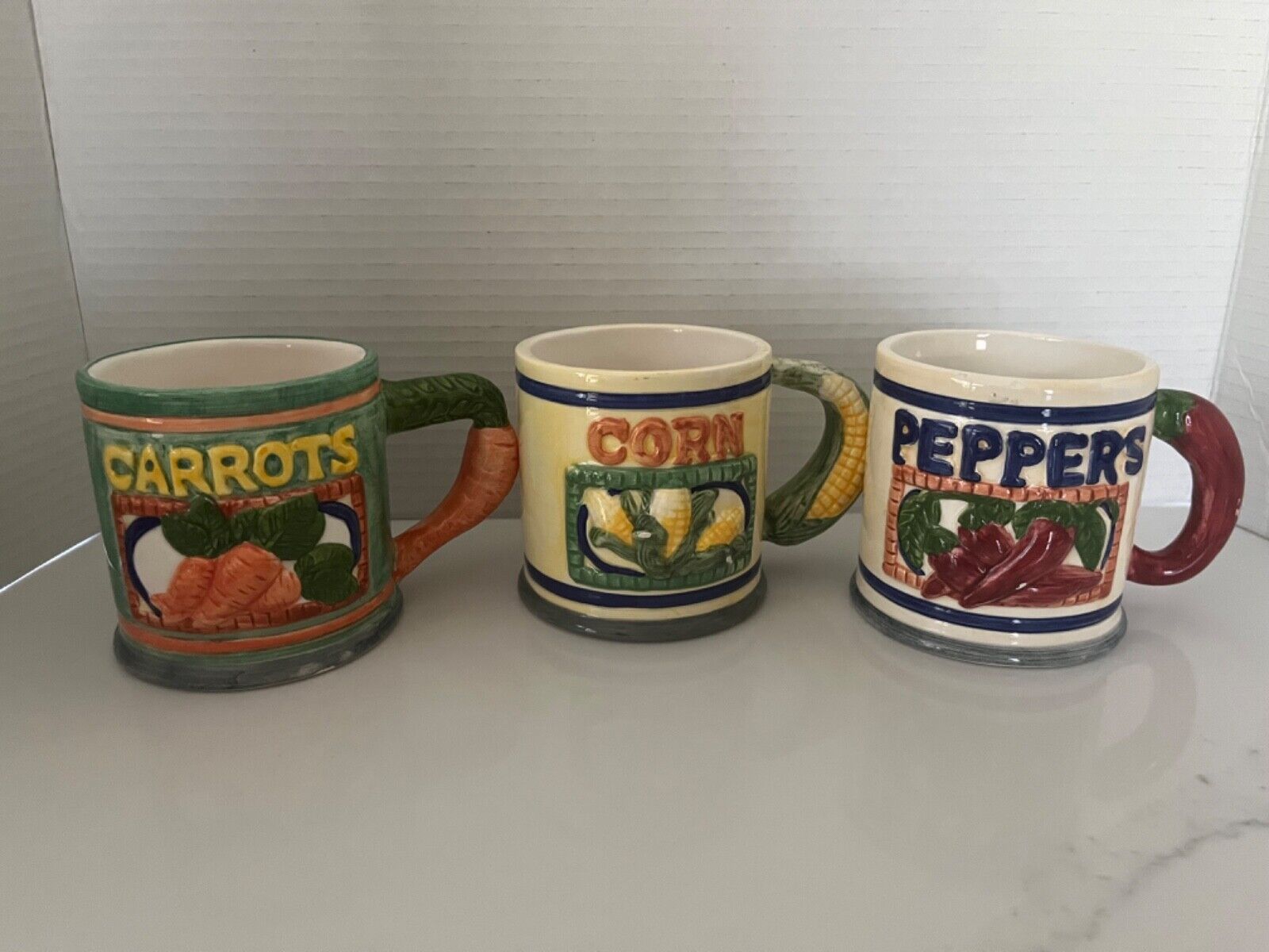 Vintage Set of 3 Carrots, Corn and Peppers Coffee mugs