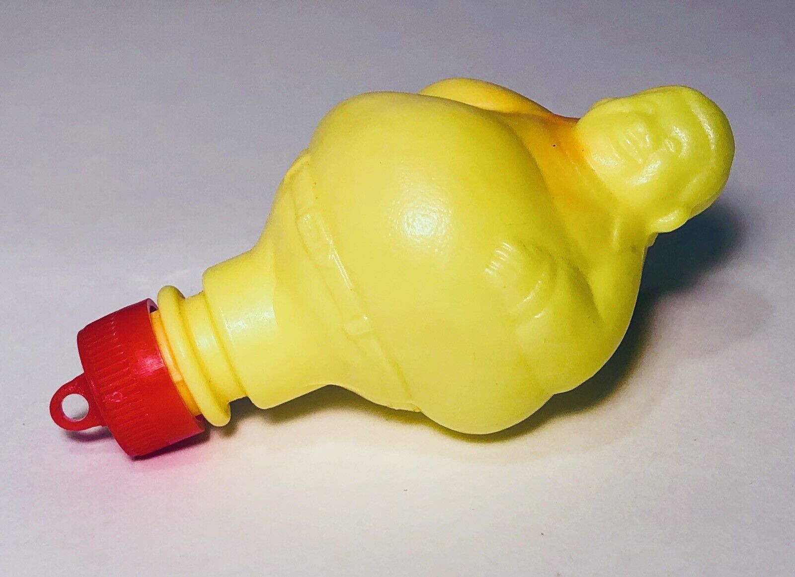 Vintage 1973 Phoenix Co FAT ALBERT SHAKES Candy Container 3.25” YELLOW