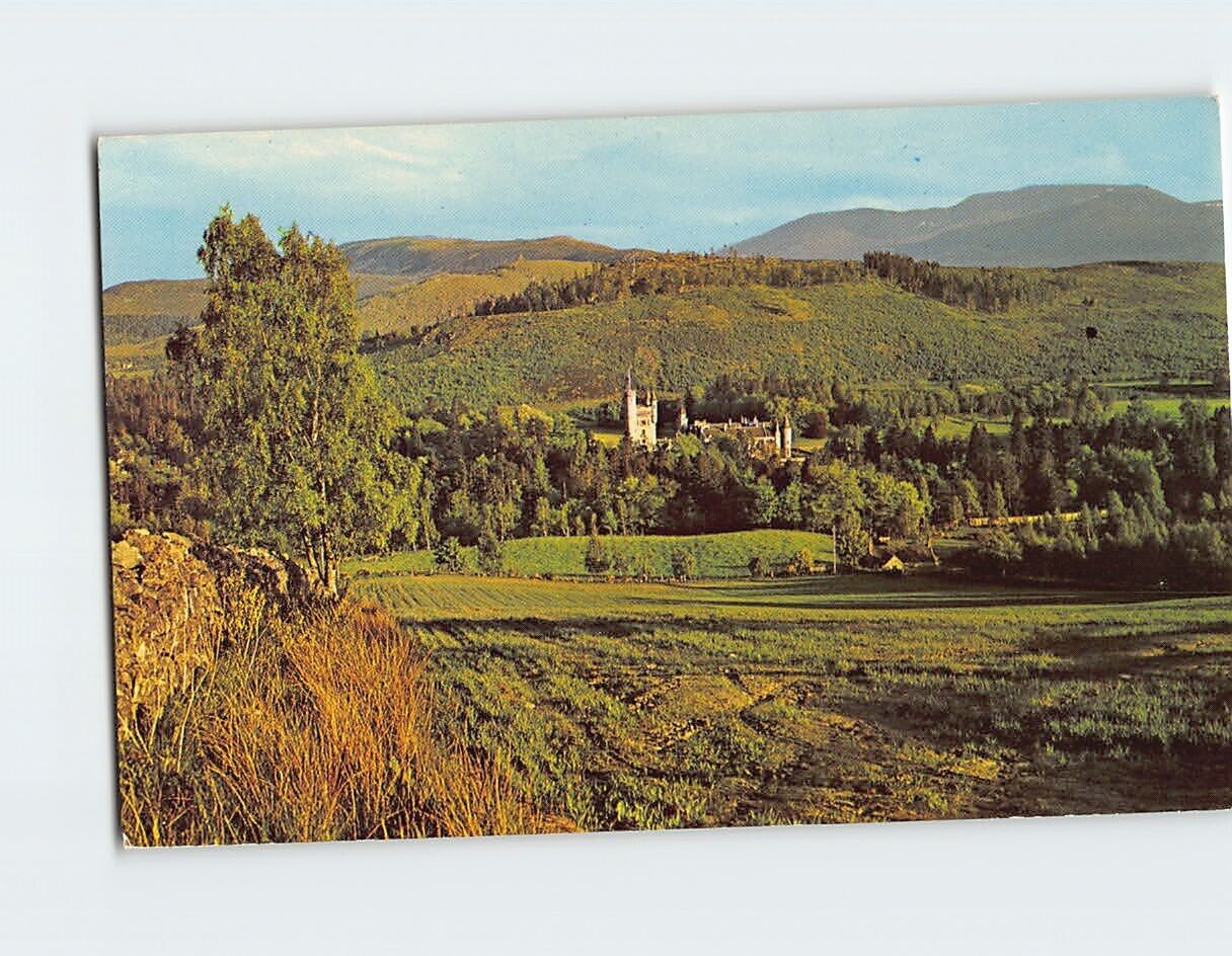 Postcard Balmoral Castle And Lochnagar Scotland