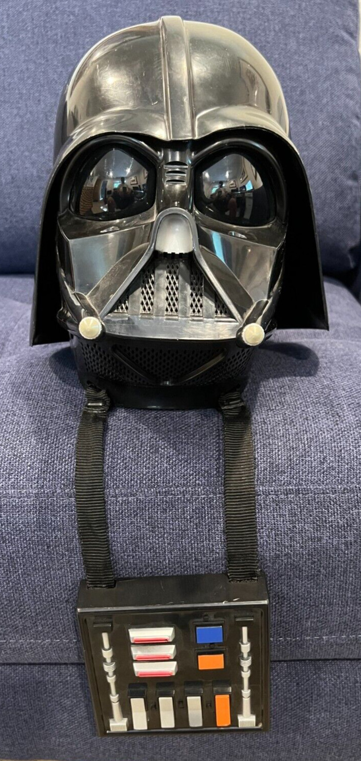 Darth Vader Helmet Voice Changer Star Wars Hasbro 2004