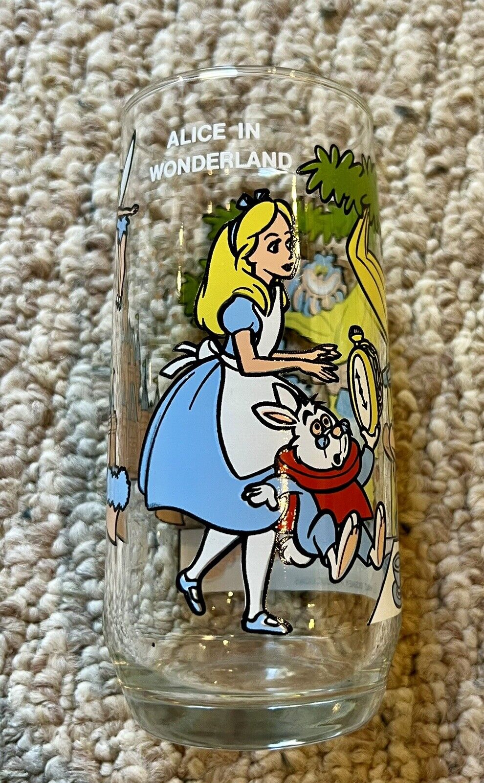 Vintage Alice In Wonderland Glass Cup From Wonderful World Of Disney Pepsi Coll 