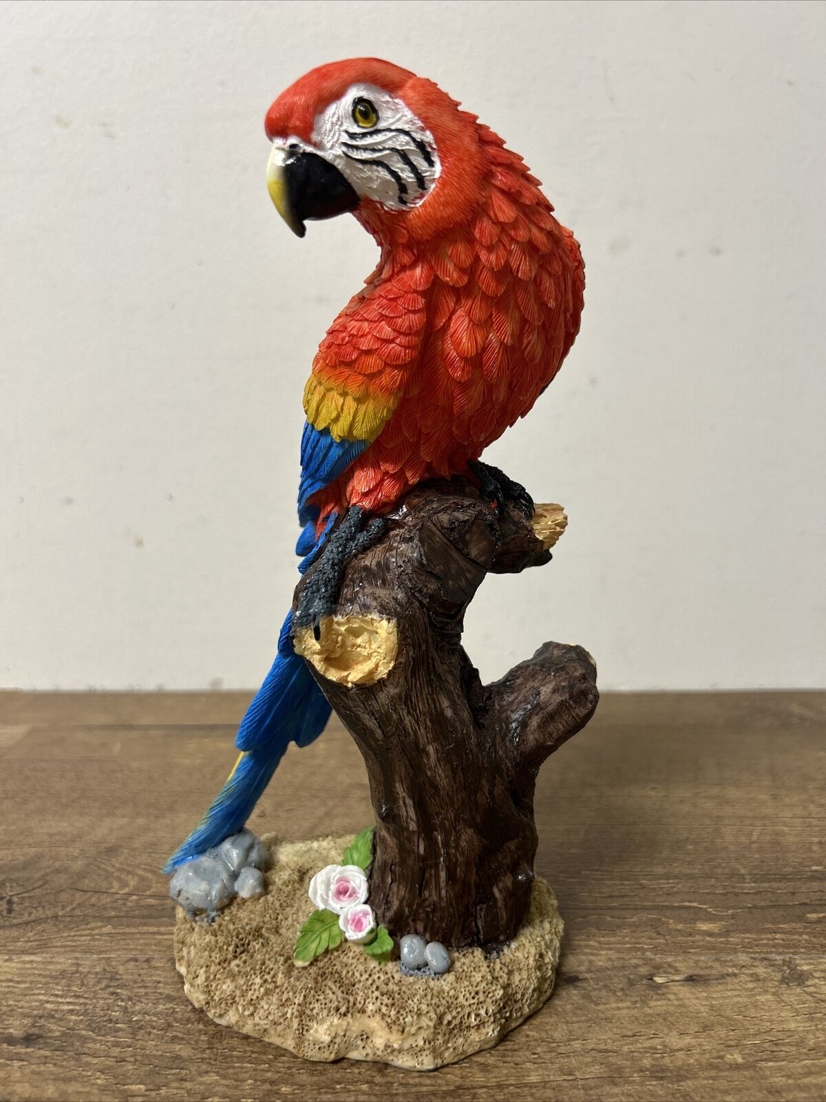 Vintage tropical Parrot Macaw Figurine Colorful Bird Figure 9” tall (Resin) -A