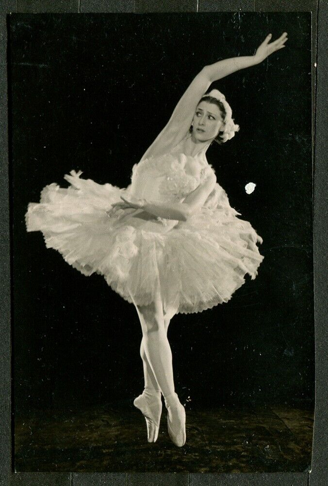 1957, LEGENDARY BALLERINA MAYA PLISETSKAYA, SWAN LAKE BALLET, RUSSIAN POSTCARD
