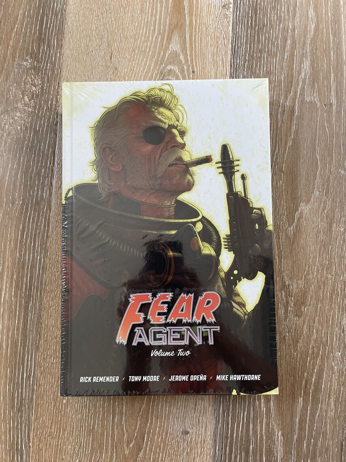 Fear Agent 20th Anniversary Deluxe Edition Hardcover Vol 02 Rick Remender SEALED