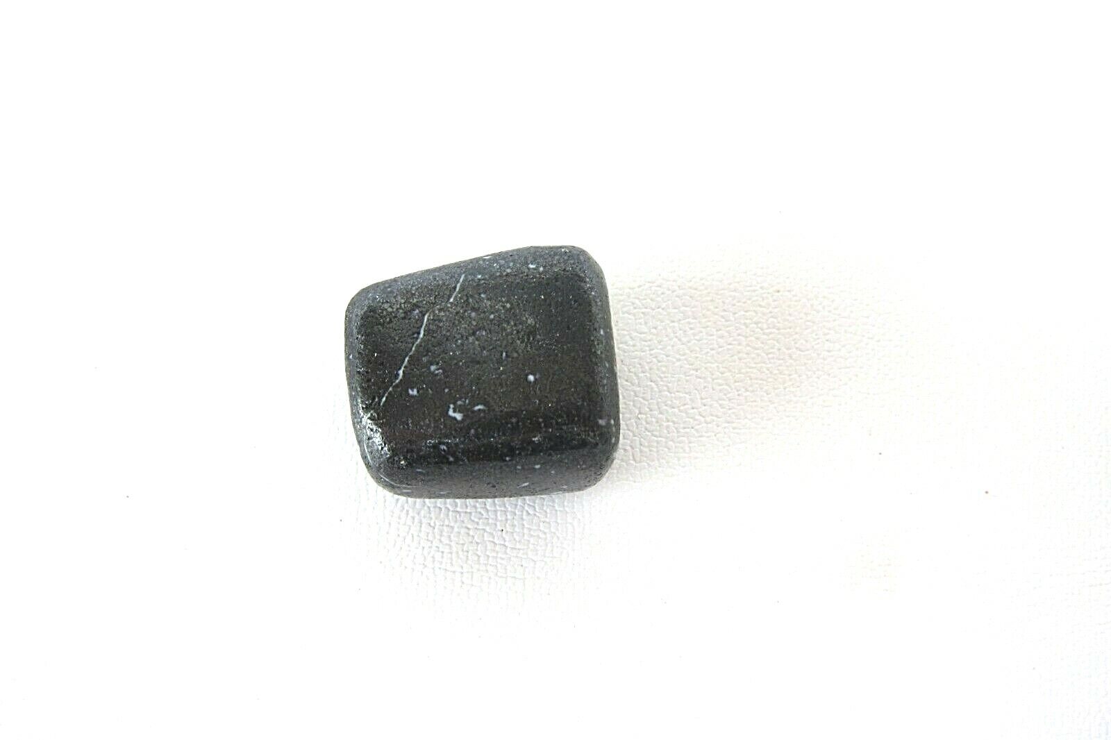 Kammererite Tumbled Stone 30g 22mm 1inch Reiki Healing Crystal Rare Third Eye
